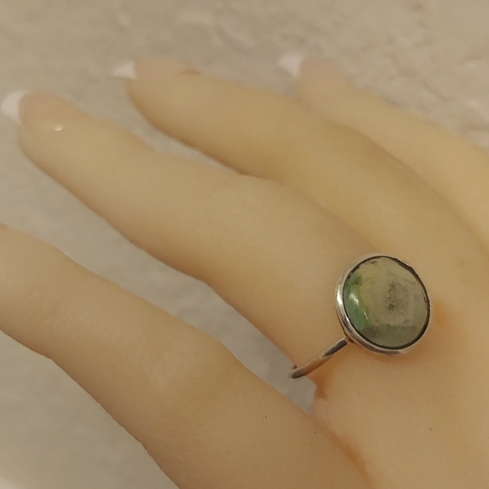 BEAUTIFUL Vtg Turquoise Silver Plated Ring